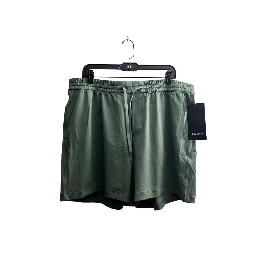 Lululemon Men’s Soft Jersey Short 5 Inch Inseam Grey Eucalyptus Green XXL New - Picture 2 of 5